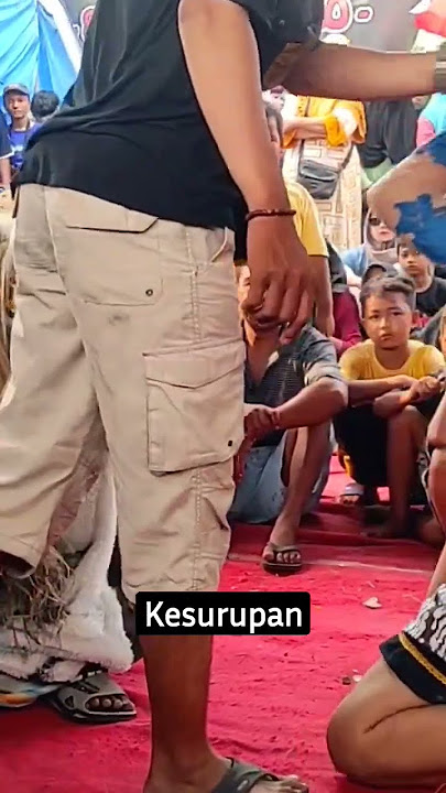 sadar kesurupan suro menggolo #shorts #kesurupan #kerasukan #ebeg #jaranan #barongan #viralvideo