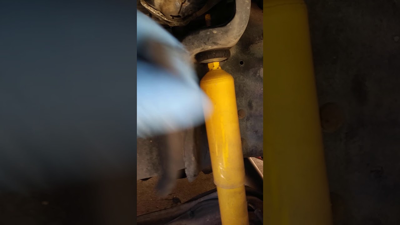 2008 ford f250 6.4 glow plug removal - YouTube