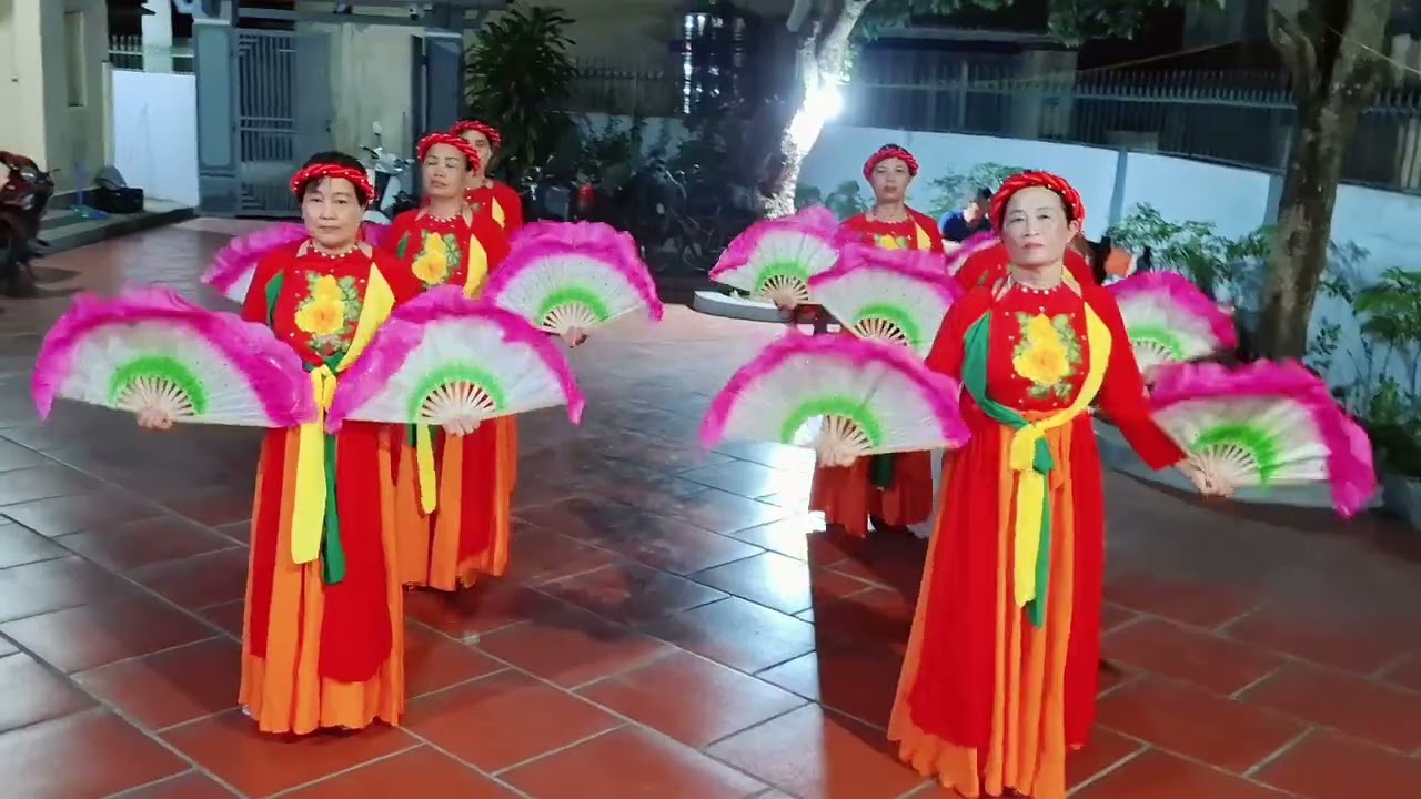 🌹DÂNG VĂN CHẦU TỔ🙏Con cháu dòng tộc họ Trần múa dâng Tổ, nhân ngày 17.4 Ất Tỵ kỵ húy Tổ Cô 