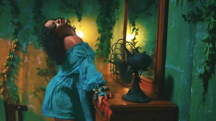 Santana & Rihanna - Maria Maria (Wild Thoughts Med...