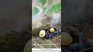 Clearing Loose Rocks from a Highway Cliff – Dangerous but Vital Work ⚠️