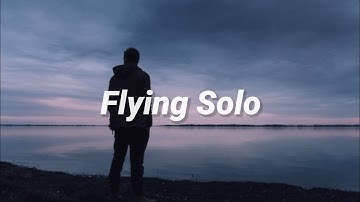 Pamungkas - Flying Solo (Lyrics)