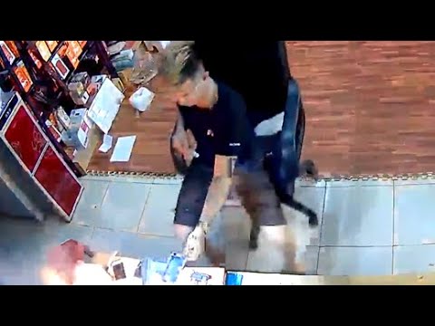 Video Phone Battery Explodes Into Flames In Scary Clip - youtube