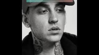 Download lagu Half alive (lyrics) : Blackbear