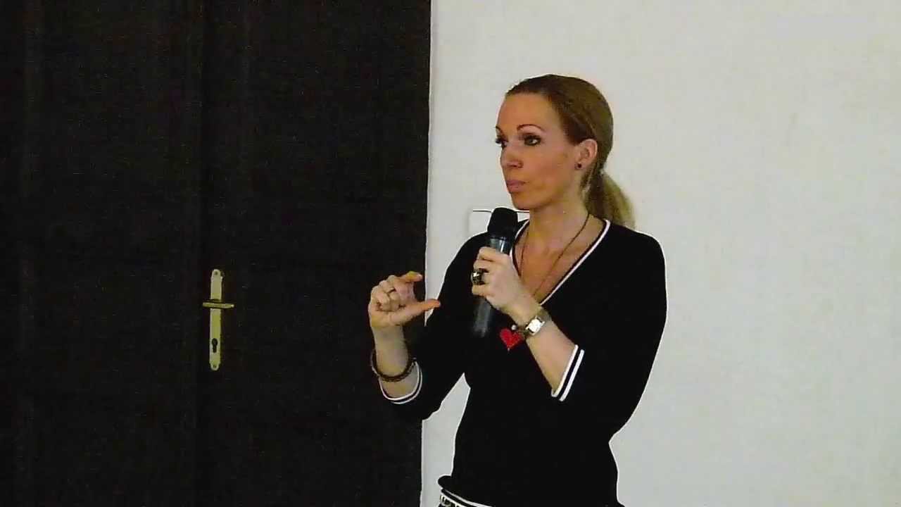 Kötetlen kötelék - Dr. Almási Kitti (1. rész)