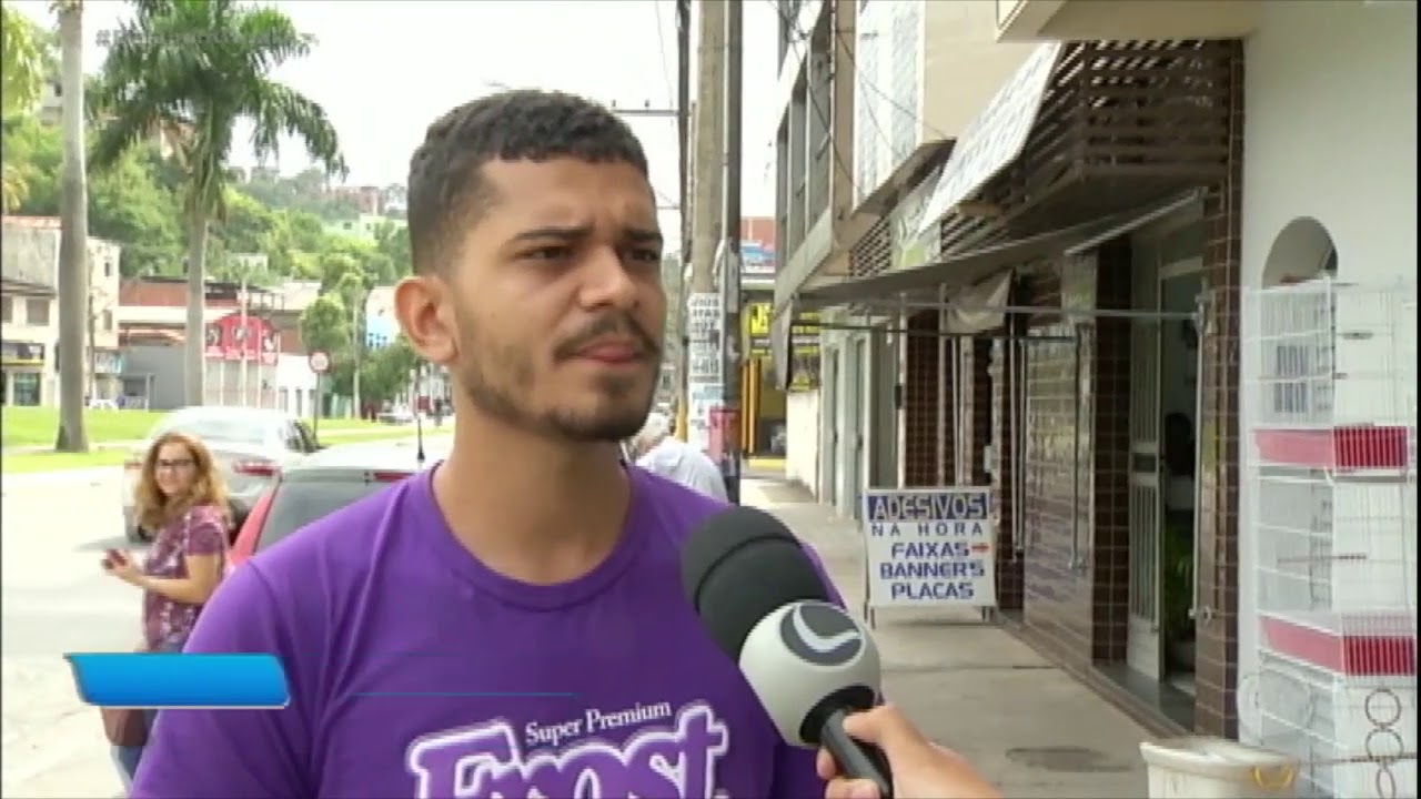 Criança de 1 ano cai da janela de prédio em Ipatinga (MG) - YouTube