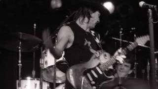 SRV - Stevie's Blues - [`89 - Rockline FM, HOUSTON, TX] chords