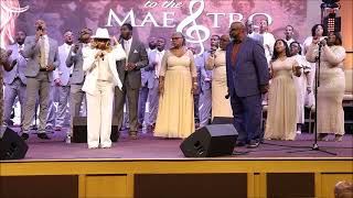 Detroit the Gospel Journey Feat Vanessa Bell-Armstrong &amp; Larry Whitfield - Lift Those Hands