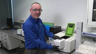 How does the 8 cell changer work in the Lambda 365?