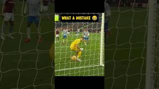 Funny goalkeeper mistakes😂