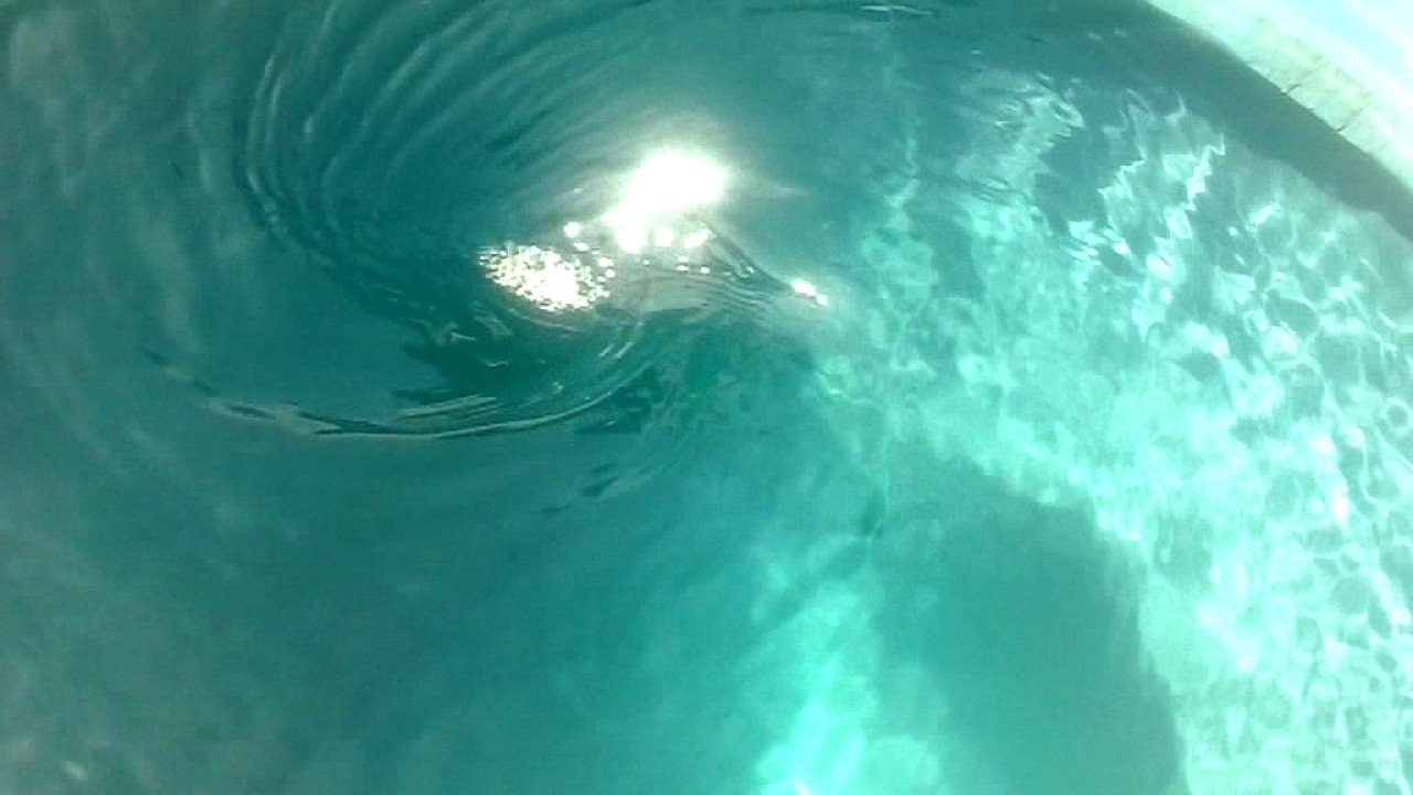 El remolino de agua mas grande que se aya formado YouTube El remolino de agua mas grande que se aya formado YouTube