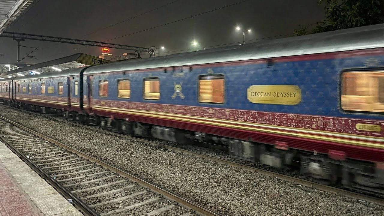 Deccan Odyssey Meets Maharajas’ Express ~ Rare Crossing at Durgapura, Jaipur