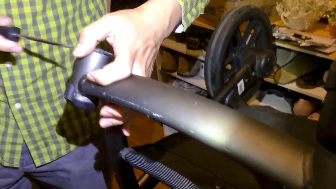 uppababy cruz front wheels sticking