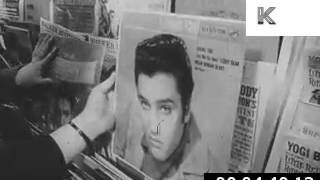 1960S Usa Record Shop Teenagers Buying Records