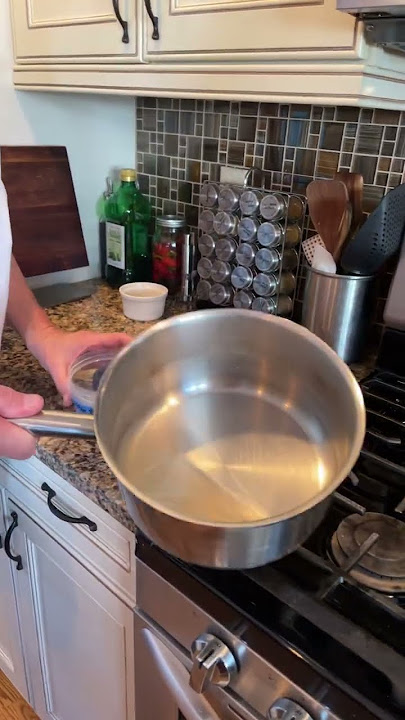 How to Make Clam Broth 