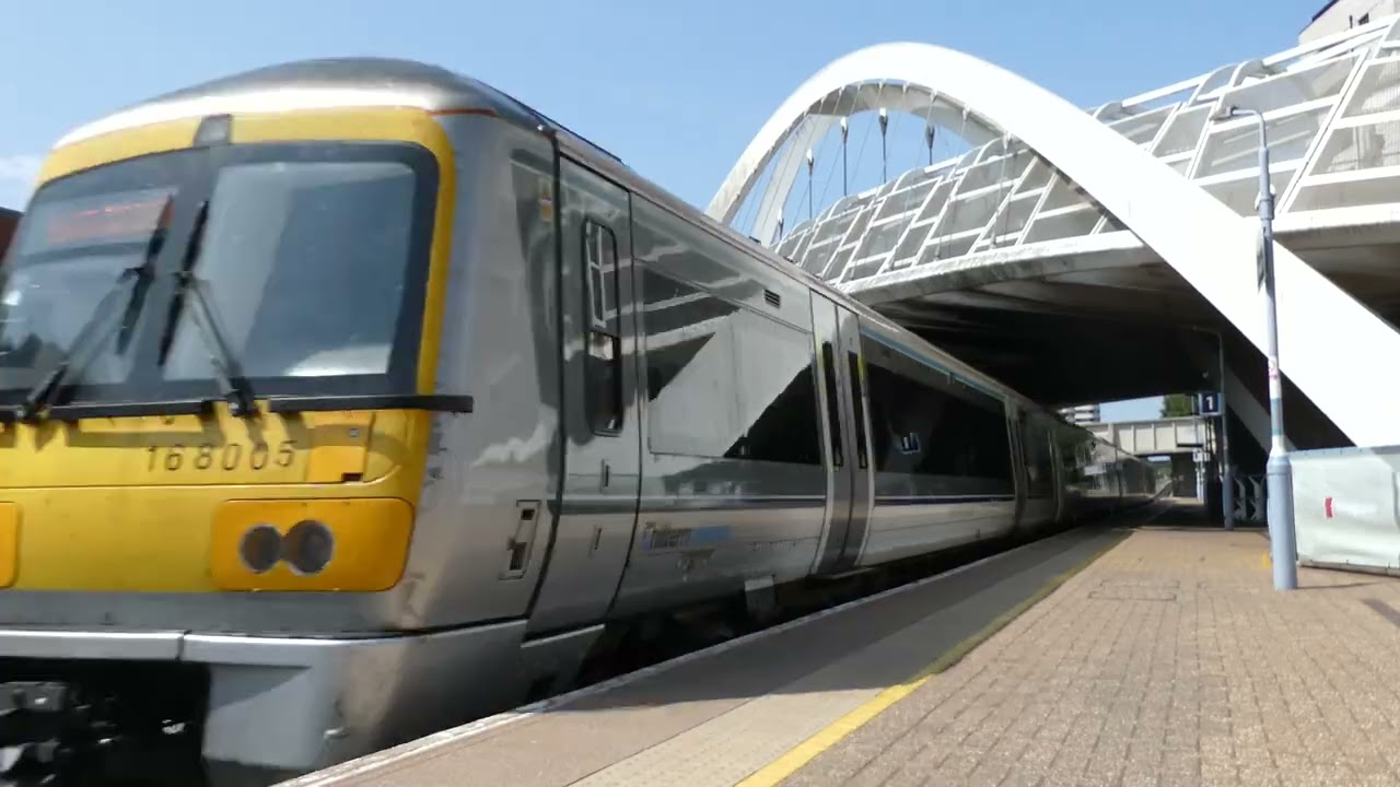 Chiltern Class 168 At Wembley