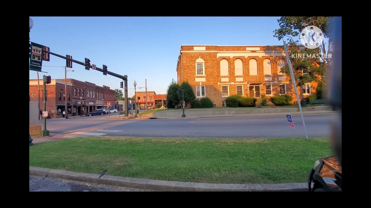 Centerville,  Tennessee  Touring The Square and Pub!