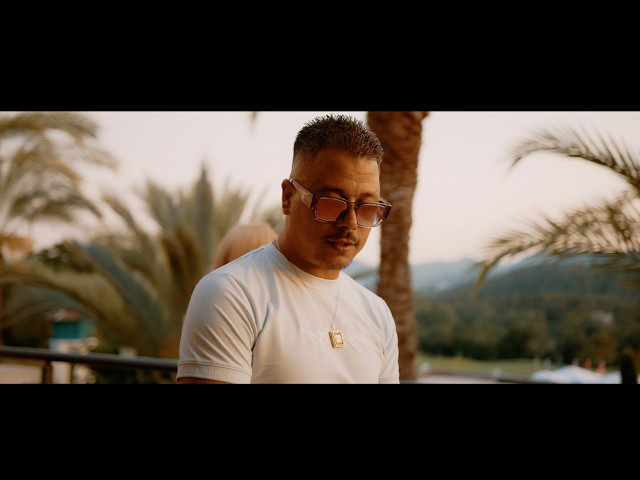 Hooss - À la base (Clip officiel)