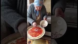 Бабушка, это не моцарелла