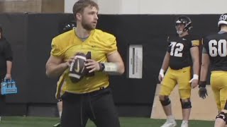 Hawkeyes' defense continues to build