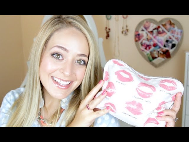 fleur de force travel makeup bag Cork The classic fleur de lis pattern gives elegance to this traditional train case Travel Skincare Faves & Tips