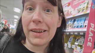 Come shop with me at Savers // Walkthrough the shop ...