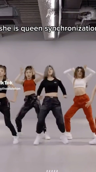 Untouchable Queen #gfriend #kpop #umji #twice #viviz #newjeans #sowon #yerin #eunha #yuju #sinb