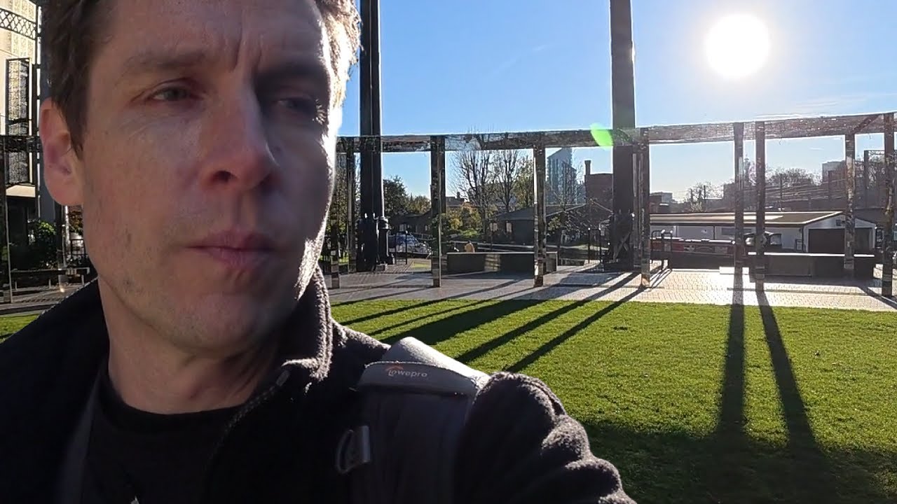 Новейший район Лондона похож на симуляцию