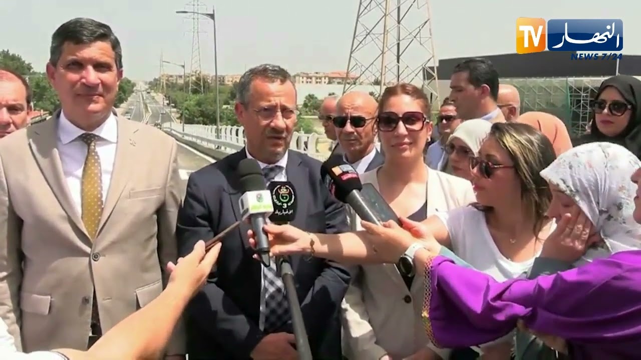 وزير الأشغال العمومية في زيارة عمل وتفقد لبعض المشاريع بولاية الجزائر