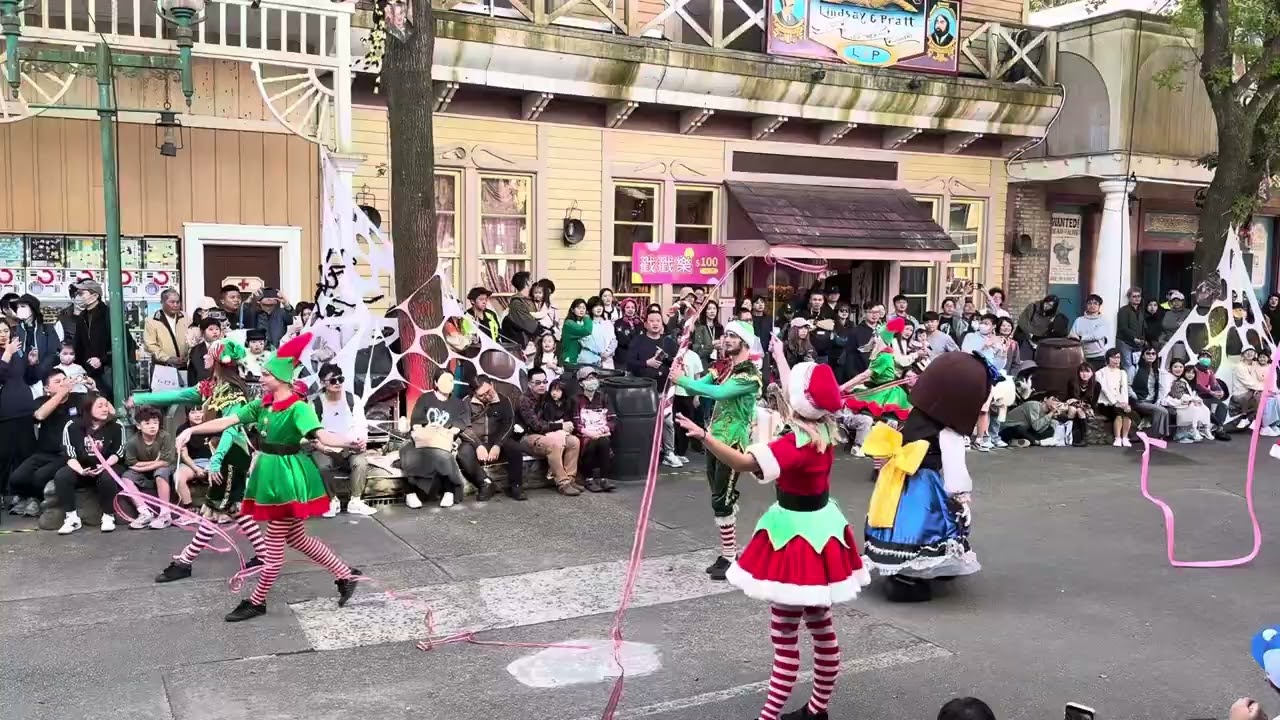 20251122-六福村-耶誕遊行表演-獵魔女團-Golden