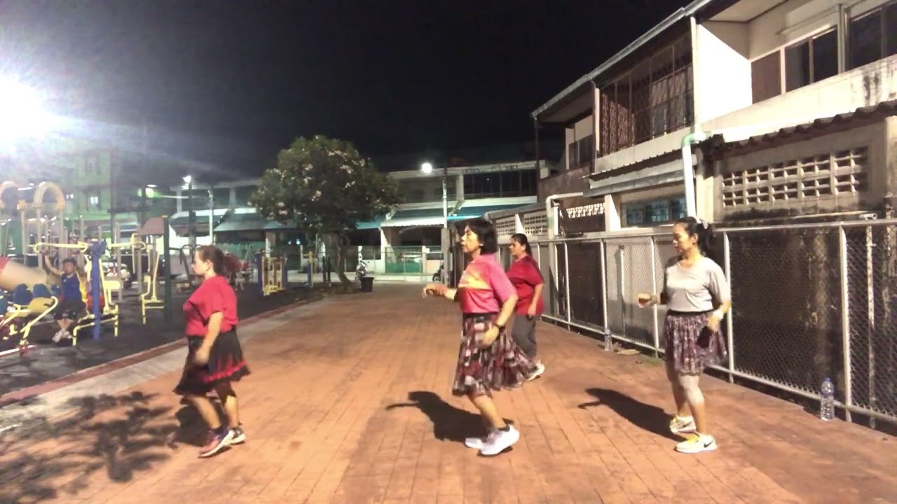 ดาวเต้น ม. ต้น  - ต่าย อรทัย / Cr. ท่าเต้น อ. นิรันดร์ จันทร์น้อย