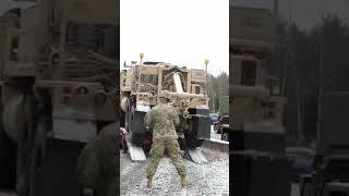 💥ЖЕЛЕЗНЫЙ КУЛАК ПРОТИВ РОССИИ⚠️ MLRS m 270 UK в Украине 🔰#shorts