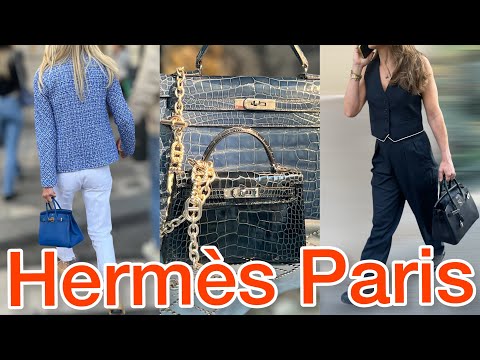 Hermés bag in Paris, Birkin, Kelly, 2023 /paris street style
