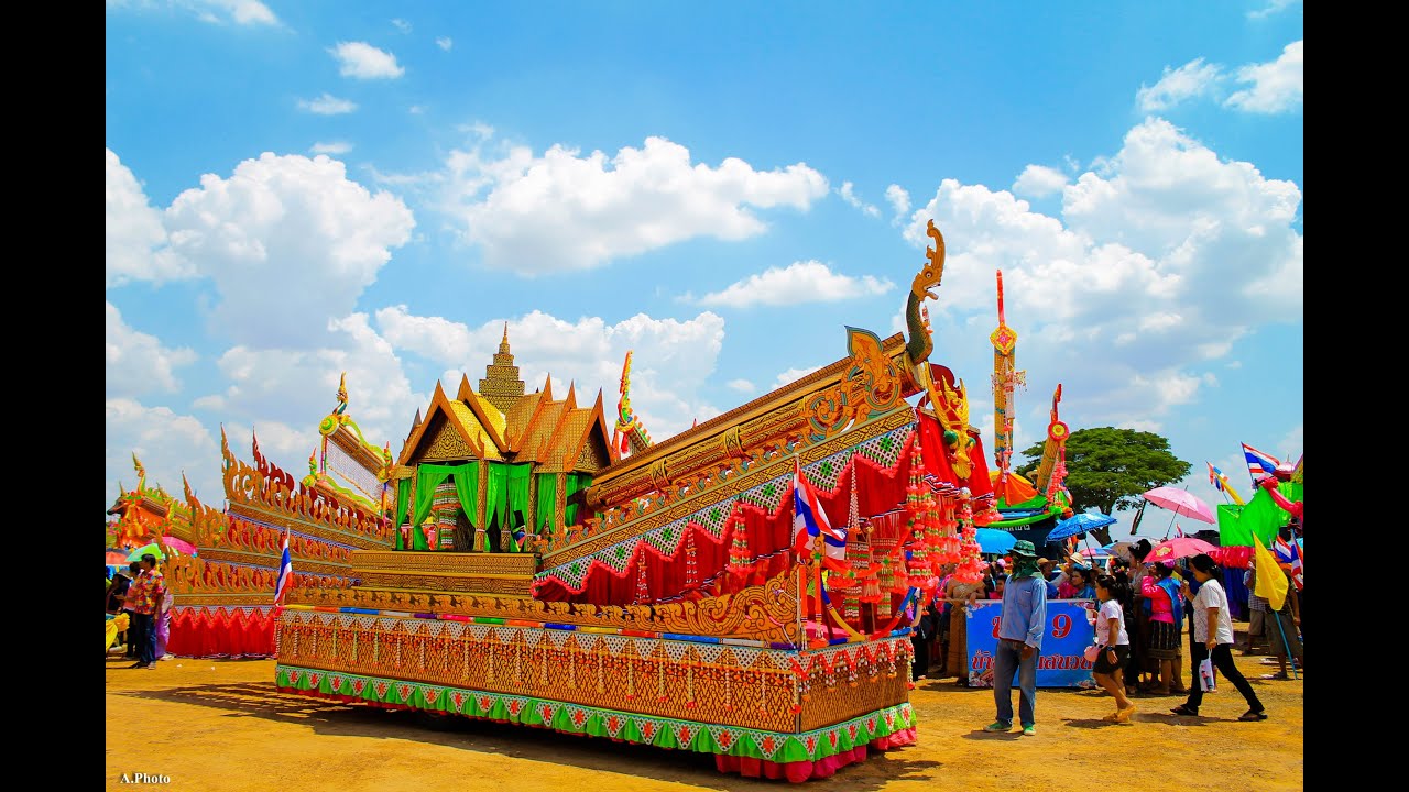 ผลการค้นหารูปภาพสำหรับ ประเพณีบุญบั้งไฟ