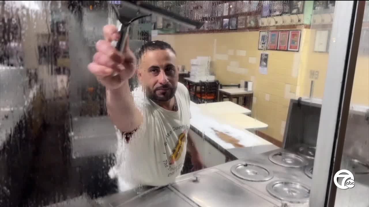 Lafayette Coney Island temporarily shuts down, cleans up after reports of rats