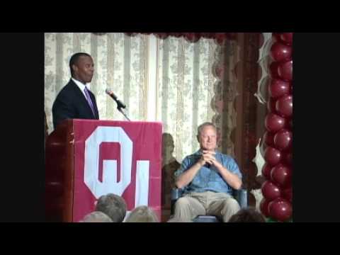 A Players' Salute to Coach Barry Switzer