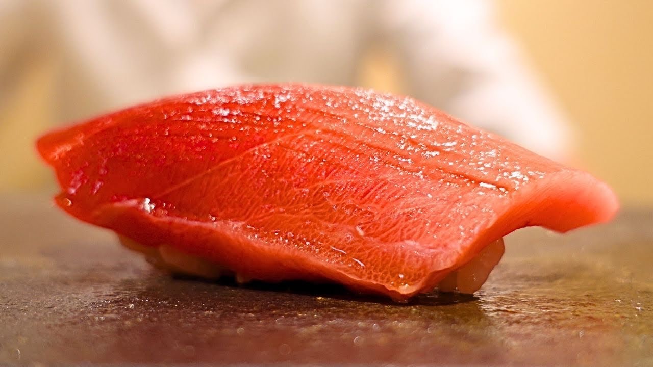 【新世代の名店】おまかせ税込9900円から...アフロ若大将が握る渋谷のネオ江戸前寿司【鮨 逅】