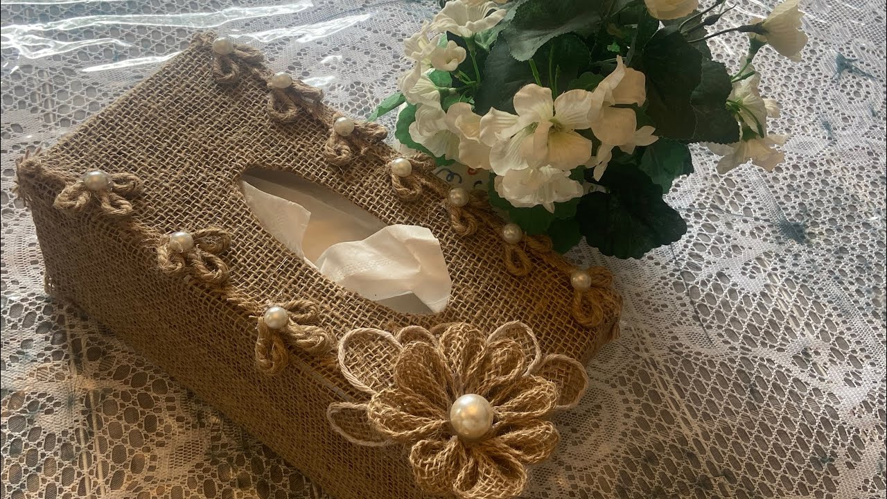 Tissue box with jute sheet