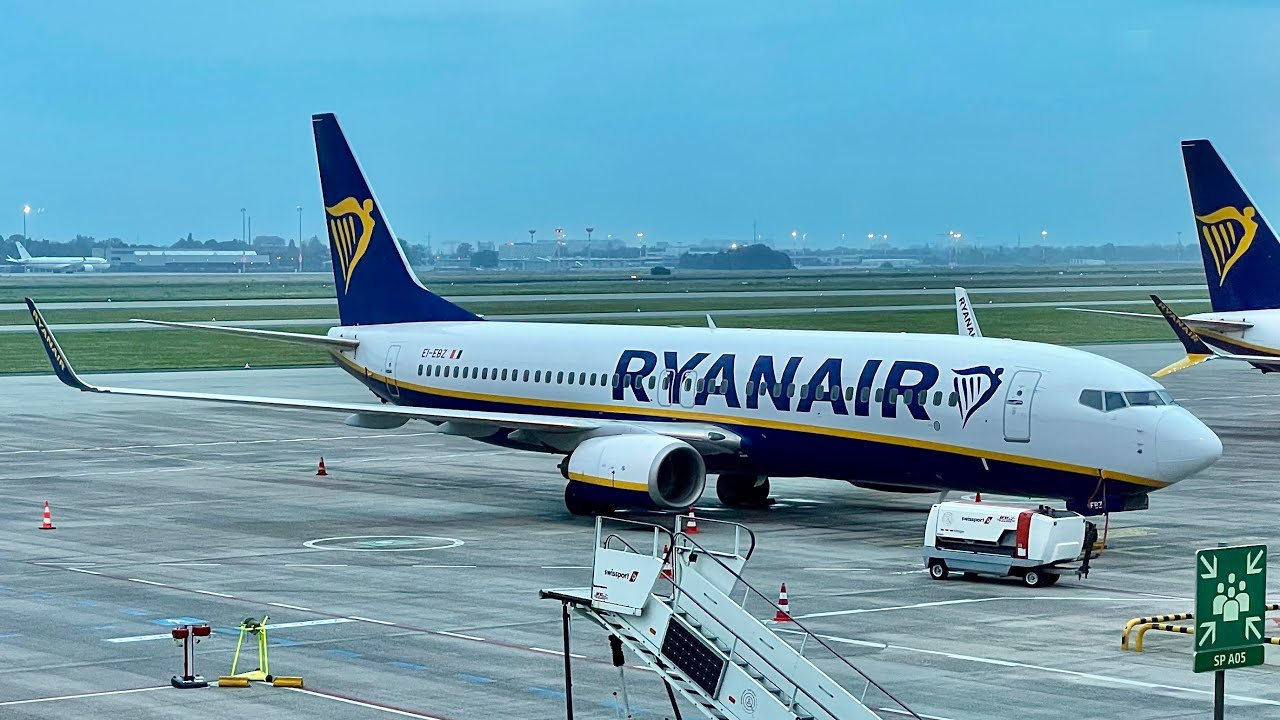 Boeing 737-800 | Ryanair | Берлин (BER) — Рим (FCO) | Полный Полёт | 4К