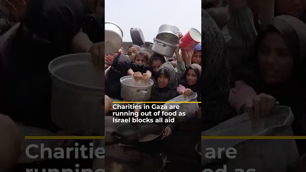 تعاني الجمعيات الخيرية في غزة من نقص حاد في المواد الغذائية مع قيام إسرائيل بمنع وصول جميع الإمدادات الإغاثية | AJ#shorts