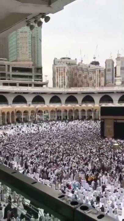 SUASANA TAWAF DI KA'BAH, MEKKAH AL-MUKARRAMAH