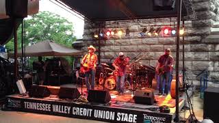 Turnpike Troubadours Live in Chattanooga 2013 - Wrecked
