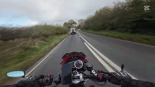 BIKE REVIEW #001 - Speed Triple 1050 - Welcome to the channel