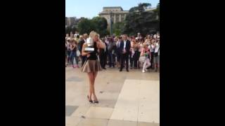 Sharapova In Front Of The Eiffel Tower