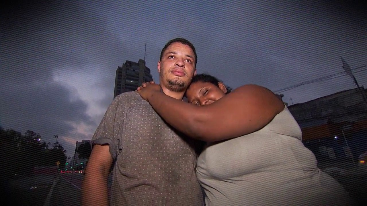 Câmera Record conta histórias de amor de casais que vivem nas ruas