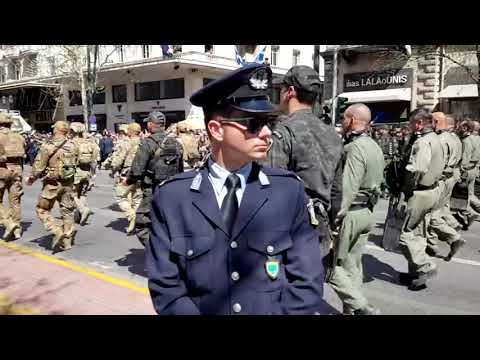 Грчките воени паради повторно со навреди кон Македонците
