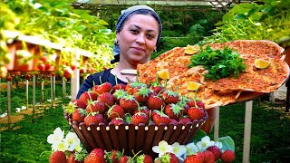 Fresh Strawberry Sponge Cake Recipe! Turkish Lahmacun in Rustic!