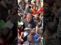 أنأكل الطعام ونلبس الثياب وبنو هاشم جوعى قالها كفار قريش يوم ا فتحركت فيهم نخوة الجاهلية
