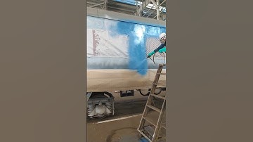 Railway Workshop Technician Work || Spray Painting On Shatabdi Coach