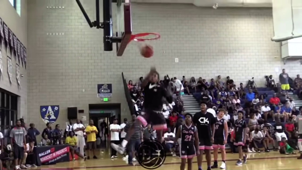 BRONNY JAMES FIRST DUNK! HES IN 7TH GRADE!!